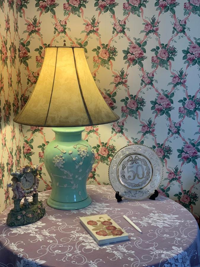 Chez Nous Bed & Breakfast Cornwall Екстериор снимка