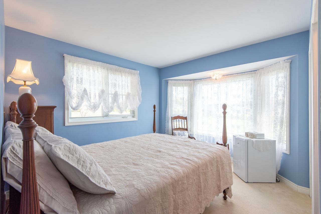 Chez Nous Bed & Breakfast Cornwall Екстериор снимка